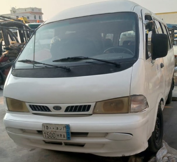 Small Bus Image 3