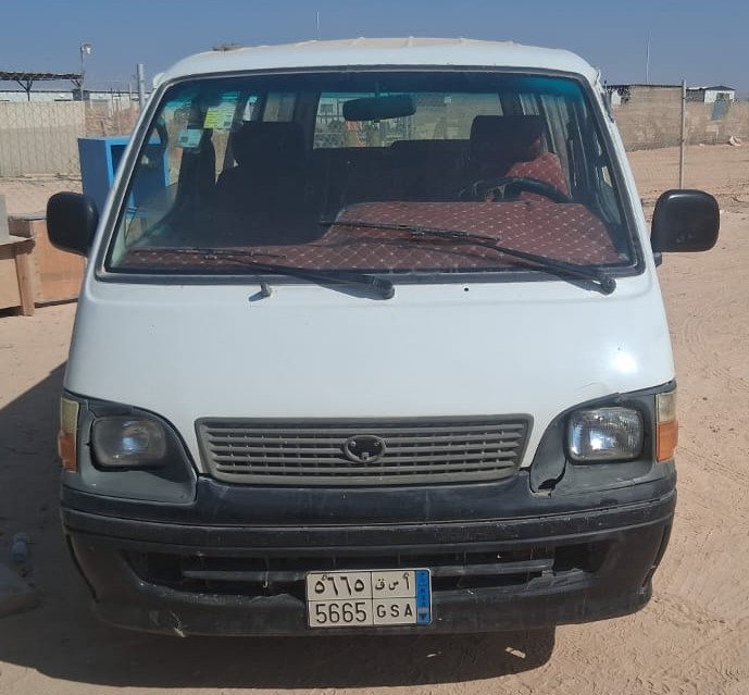 Small Bus Image 1